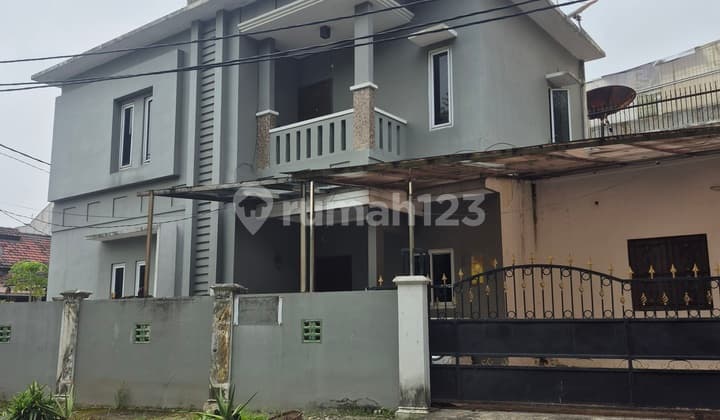 RUMAH 2 LANTAI DI GADING SERPONG POSISI HOOK BAGUS SIAP HUNI