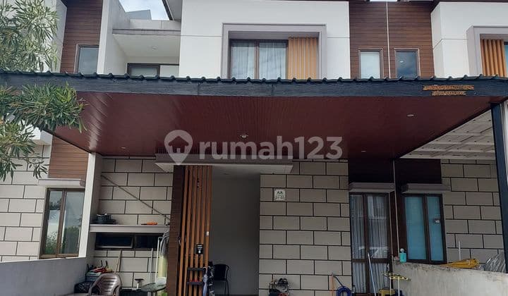 RUMAH CANTIK DI GADING SERPONG 2 LANTAI SIAP HUNI LOKASI BAGUS