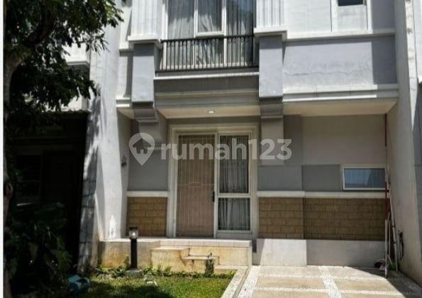 RUMAH CANTIK DI SEVILLA PARK BSD 2 LANTAI SEMI FURNISH SIAP HUNI