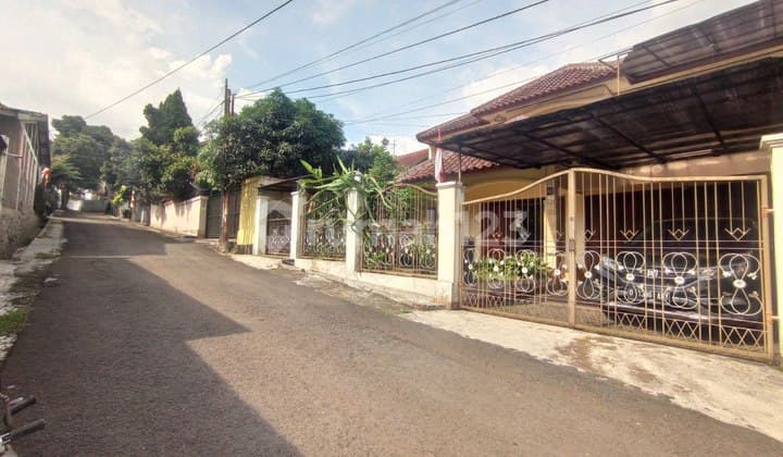 Rumah siap huni di lingkungan asri nyaman bandung utara cigadung