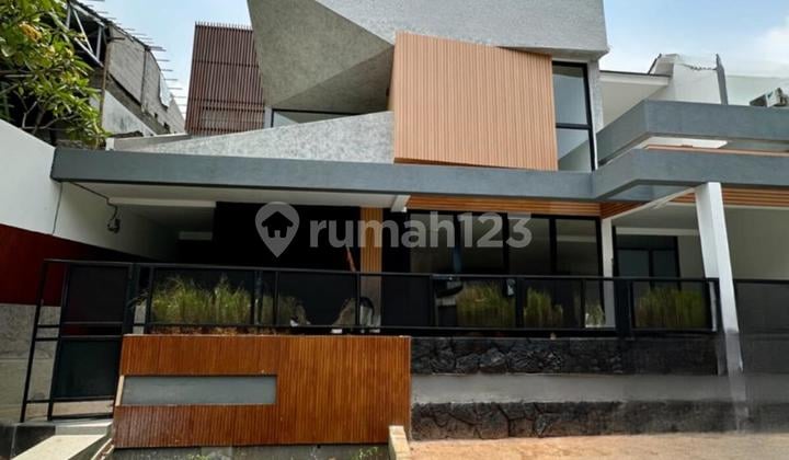 Rumah Brandnew Modern Ada Kolam Renang Murah dan Strategis di Bintaro Sektor 9