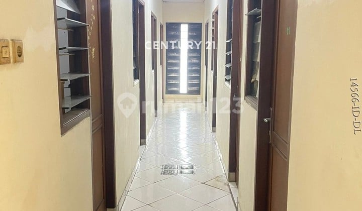 Kost House and Shop Strategic Location on Ciledug Raya Near Busway