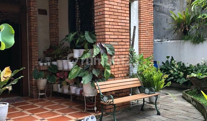 Rumah Luas dan Murah Asri Taman Luas di Perumahan Depok Timur