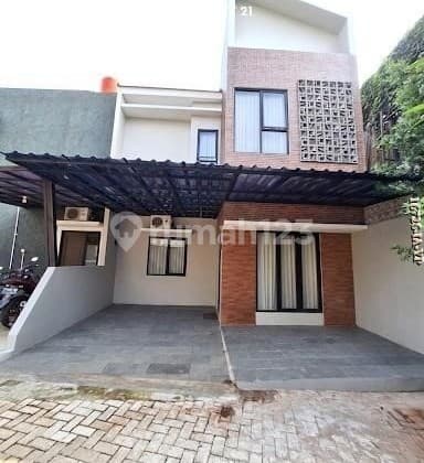 For Sale: Beautiful Modern Minimalist House in a Ready-to-Occupy Cluster