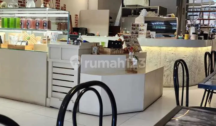Ruko 4 Lantai Posisi Hook, Bagus Siap Pakaidi Boulevard Bintaro Sektor 7