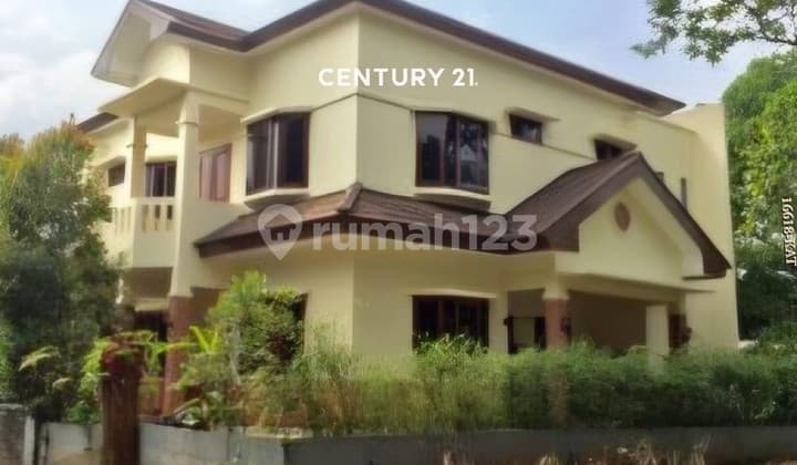 For Sale: A House Inside a Premium Cluster in Bintaro Jaya Sector 9