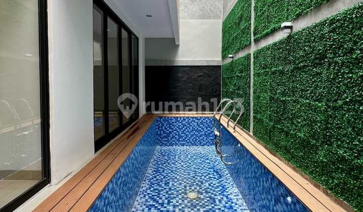 Rumah Brandnew Modern Ada Kolam Renang Strategis di Bintaro Sektor 9