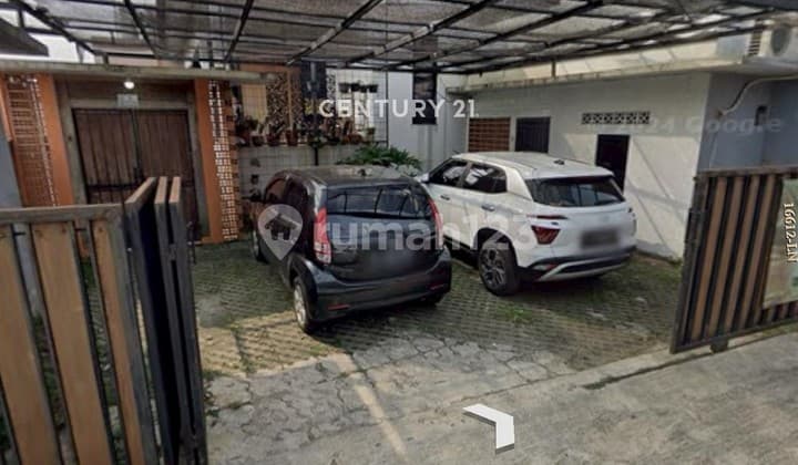 "Furnished House for Sale with Swimming Pool in Bintaro"
