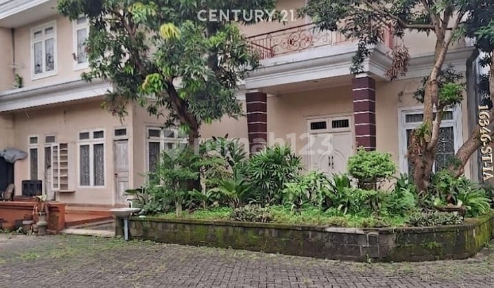Dijual Rumah Posisi Hook Bangun Dalam Cluster di Graha Hijau