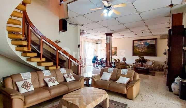 Rumah 2 Lantai di Pakubuwono Jaksel, Jakarta Selatan 0817688xxxx