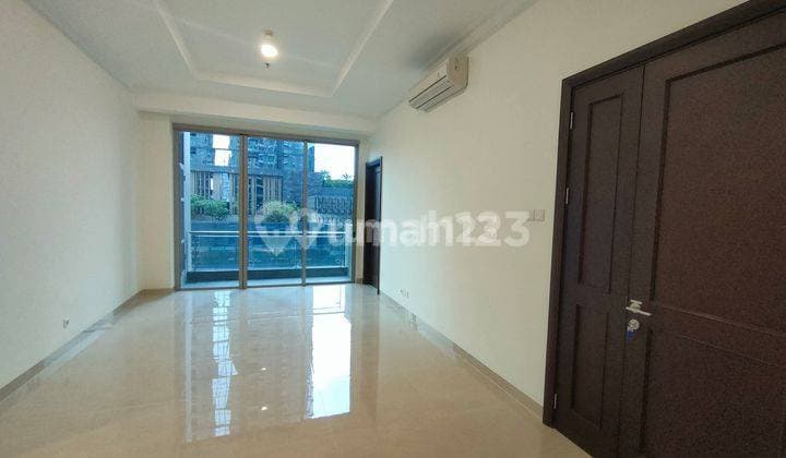 Dijual Apartment Residence 8 3 kamar luas 180m renovasi harga nego