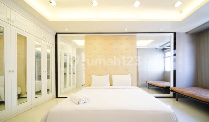 Furnished Gunawangsa Manyar Apartments