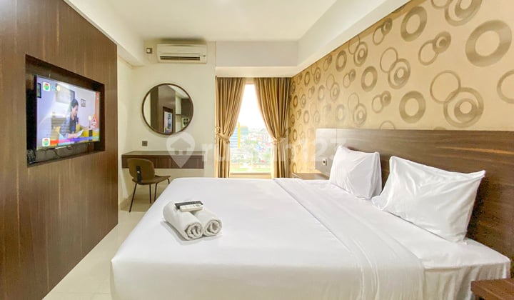 Studio Furnished Apartemen Warhol Residence