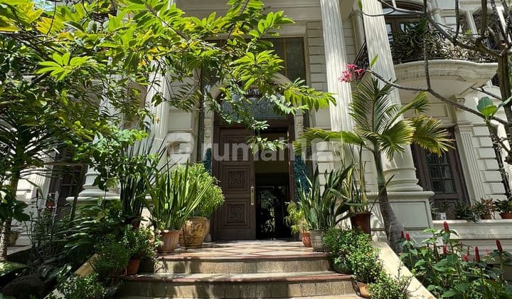 Jual Rumah 2,5 Lantai Semi Basement Di Menteng Jakarta Pusat I D