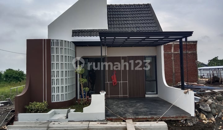 Sapphire Sereniti Adiwerna Tegal