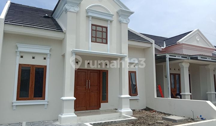 House on Jln Siklepuh, Mejasem, Mejasem, Tegal