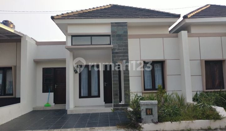Rumah di Slawi. Paling laris sapphire townhouse