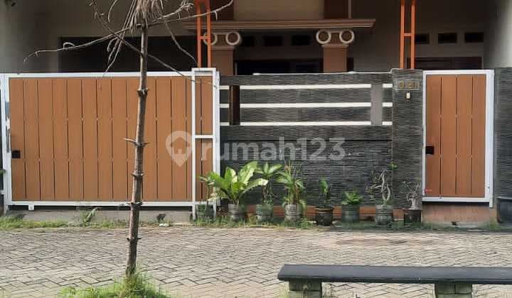 Rumah 2 Lantai Di Sapphire Tegal