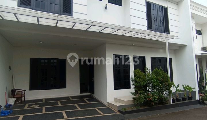 Rumah Siap Huni di Lebakbulus Dekat MRT dan Pim