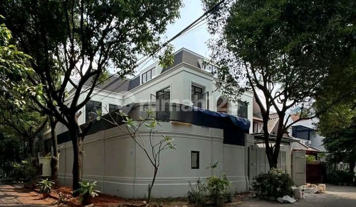 Rumah Cantik Mewah Megah Posisi Hook Pondokindah