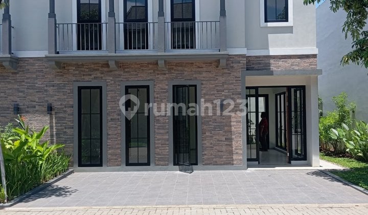 Rumah Cluster Kawasan Paling Mewah Nempel Lebakbulus