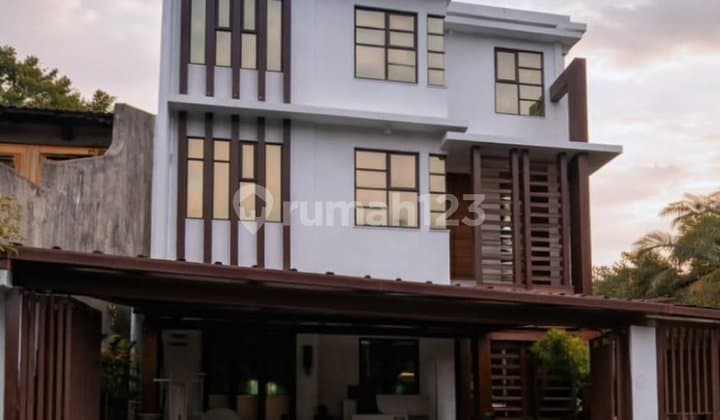 Rumah Luas Bagus di Cipete Dekat MRT Harga Best