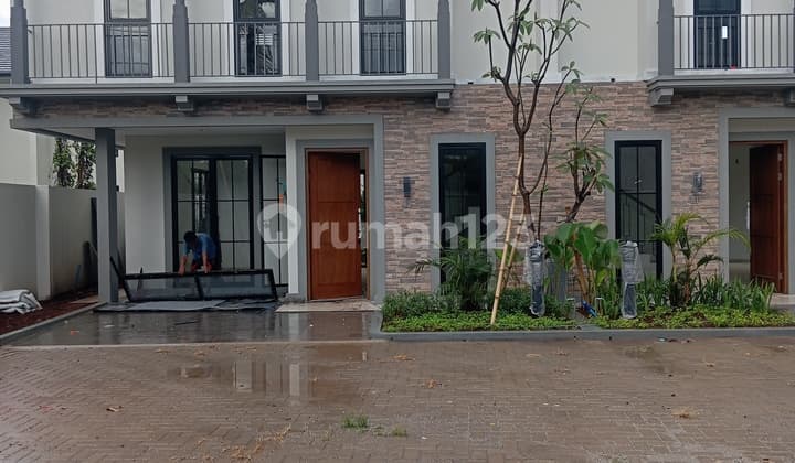 Rumah Hook Paling Cantik Taman Luas Cirendeu Lebakbulus