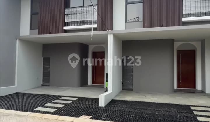 Rumah Mewah Di Lokasi Emas Pertanian Lebak Bulus