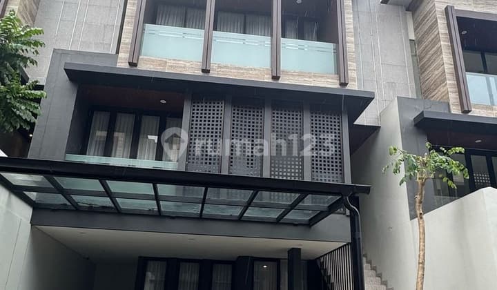 Rumah Mewah Furnished di Andara Raya Best Lokasi