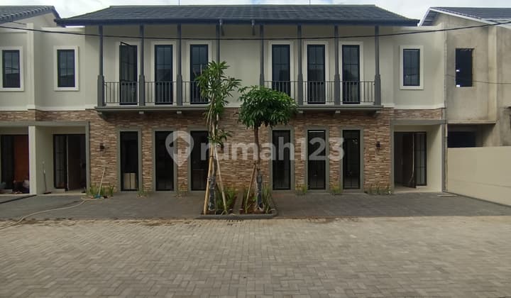 Cluster Mewah Dikawasan Elit Cirendeu Nempel MRT