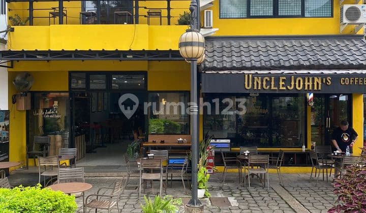 Ruko Fullfurnished & Strategis di Boulevard Kota Wisata