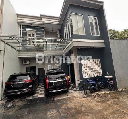 Rumah Cantik Full Renovasi di Rawalumbu Bekasi