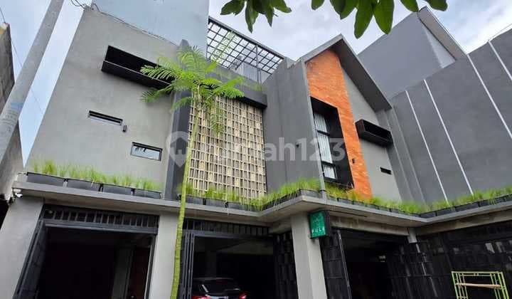 Sell Hostel in Campus and Business Area of Yogyakarta City
