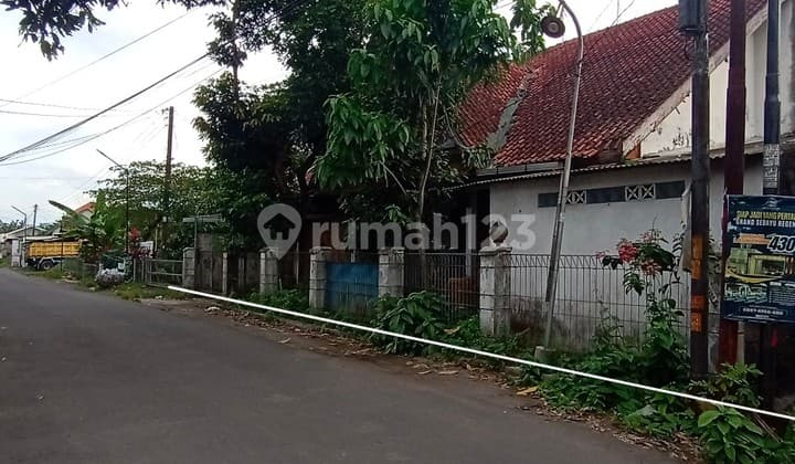 Jual Tanah Dg Bangunan Sederhana Strategis Dkt Pintu Toll Purwomartani