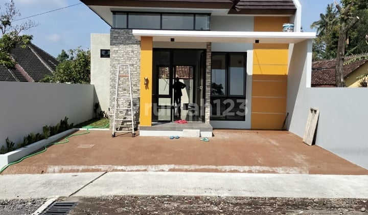 Rumah Baru Jalan Kaliurang Dkt Kopi Klotok dan Pasar Pakem