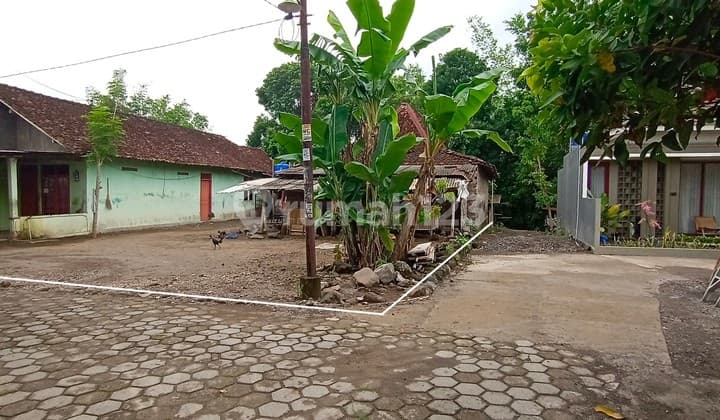 Jual Tanah Dua Muka Lingkungan Rumah² Baru Di Purwomartani Kalasan