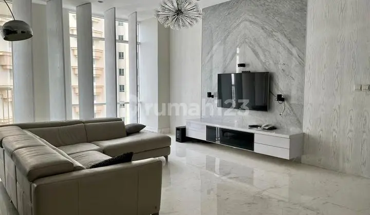 Disewa Apartemen Botanica Furnished 3Br Uk 225M2 At Jakarta Selatan