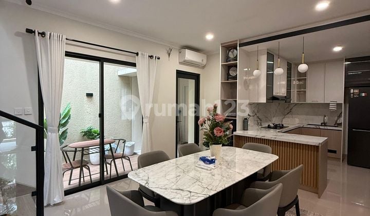 For Sale Brand New Fully Furnished Cluster Carson Summarecon Serpong, Tangerang