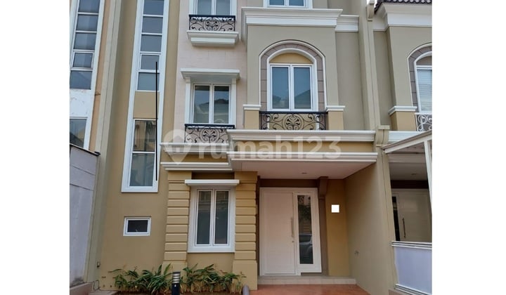 DI JUAL RUMAH BARU 3 LANTAI SIAP HUNI DI GADING SERPONG TANGERANG