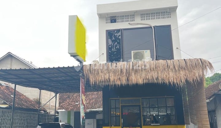 Ruko dan Coffee Shop di Brajan, Tamantirto, Kasihan, Bantul, Jogja