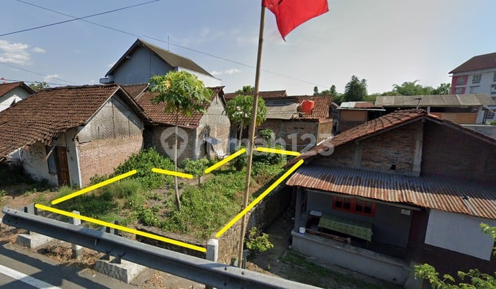 Tanah di Pinggir Jalan Ring Road Selatan, Sokowaten, Tamanan, Bantul, Jogja