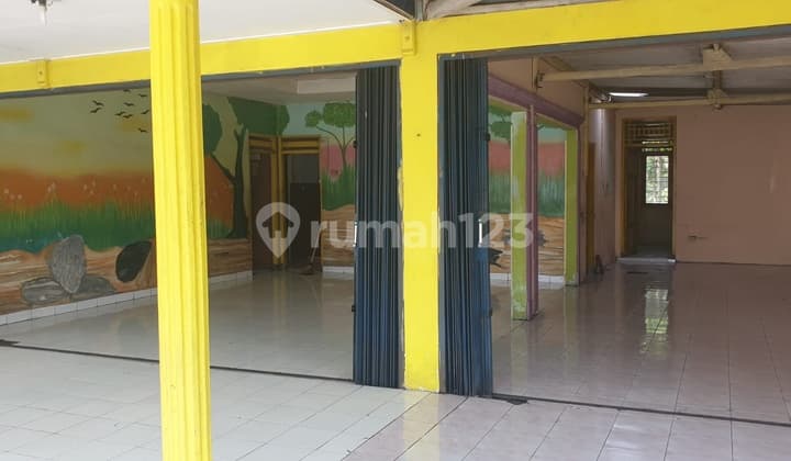 RUKO STRATEGIS DI TAJEM, MAGUWOHARJO, DEPOK, SLEMAN, YOGYAKARTA