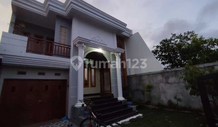 Rumah Mewah Di Tegaltirto, Berbah, Sleman.