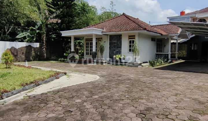 Rumah Klasik Maguwoharjo, Sleman, Jogja