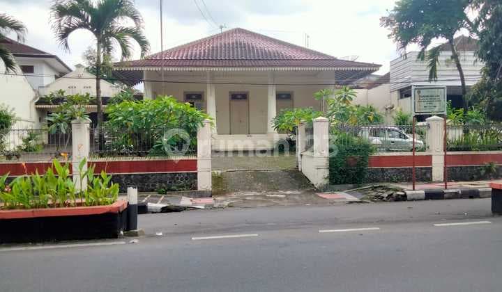 Dijual Rumah Clasic Jaman Kolonial Magelang Tengah, Kota Magelang.