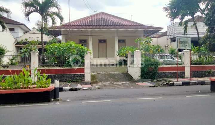 Dijual Rumah Clasic Jaman Kolonial Magelang Tengah, Kota Magelang.