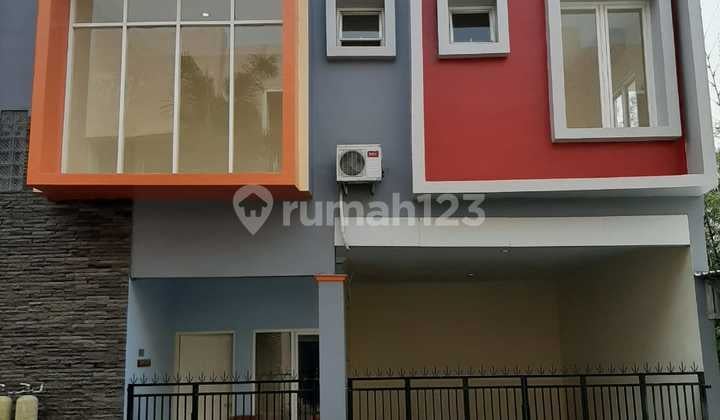 Kostel 2 Lantai Di Muja Muju, Umbulharjo, Jogja