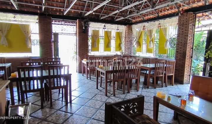 Resto Dan Rumah Tinggal Di Tonggalan, Klaten Tengah, Jawa Tengah