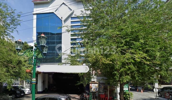Disewakan Gedung Luas Cocok Untuk Kantor Atau Show Room, Jogja