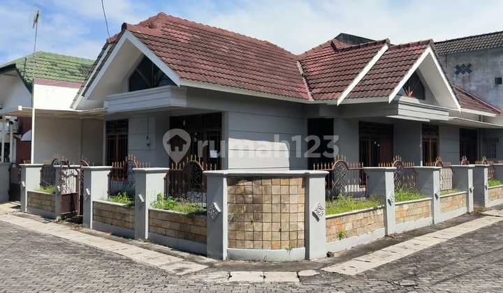 Rumah Luas Dalam Perumahan di Juwangen, Purwomartani, Kalasan, Sleman, Jogja